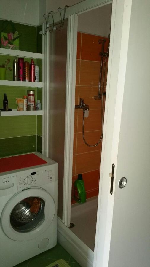 Tri Palme Apartment Đảo Prvić Ngoại thất bức ảnh