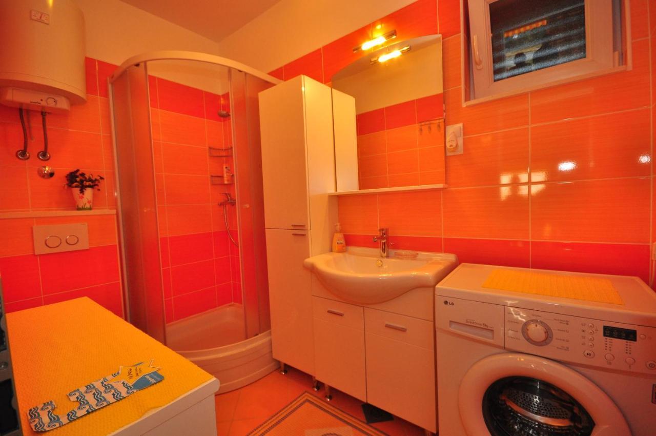 Tri Palme Apartment Đảo Prvić Ngoại thất bức ảnh